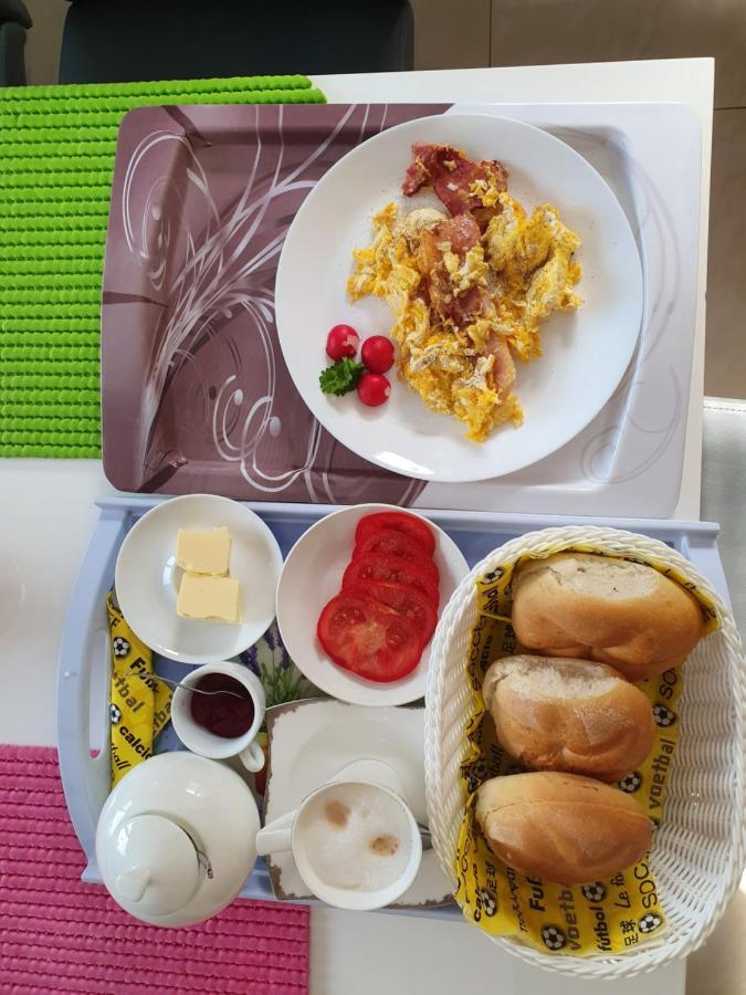 Apartament Rodzinny- Willa Lawenda リトロ エクステリア 写真